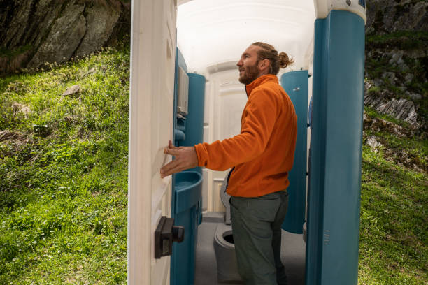 Best Porta potty delivery and setup  in Raymondville, TX