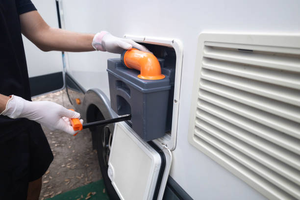 Portable Toilet Options We Offer in Raymondville, TX